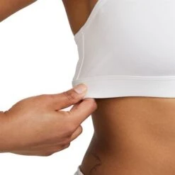 Nike Swoosh Medium Support Bra 6 Nike Swoosh Medium Support Bra -Tennis Shop DX6821 100 4